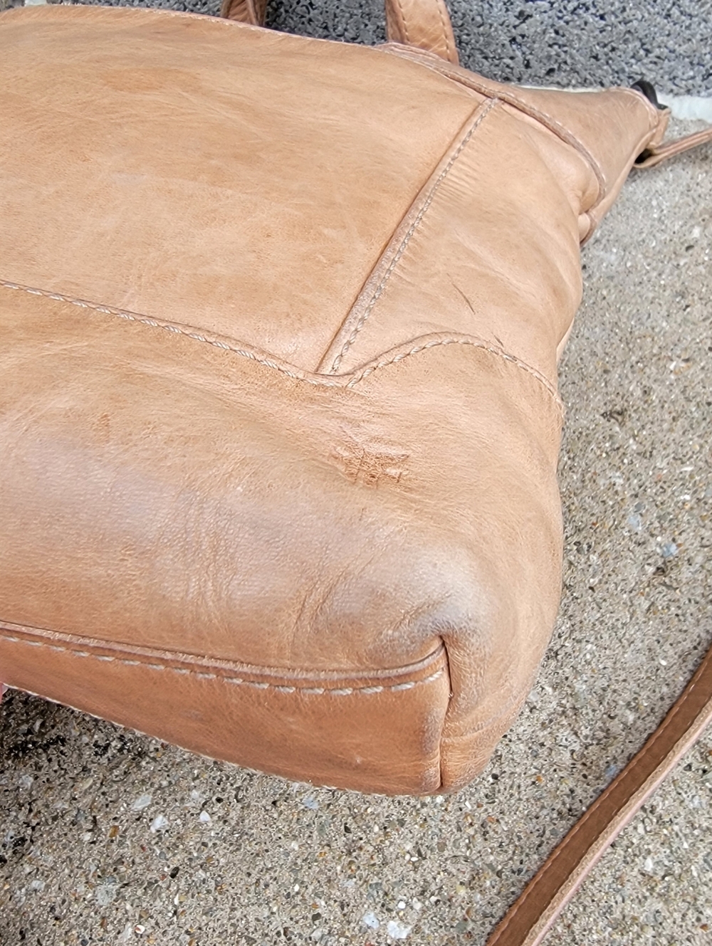 Frye Melissa Distressed Beige Leather Small Tote Crossbody - Picture 10 of 16